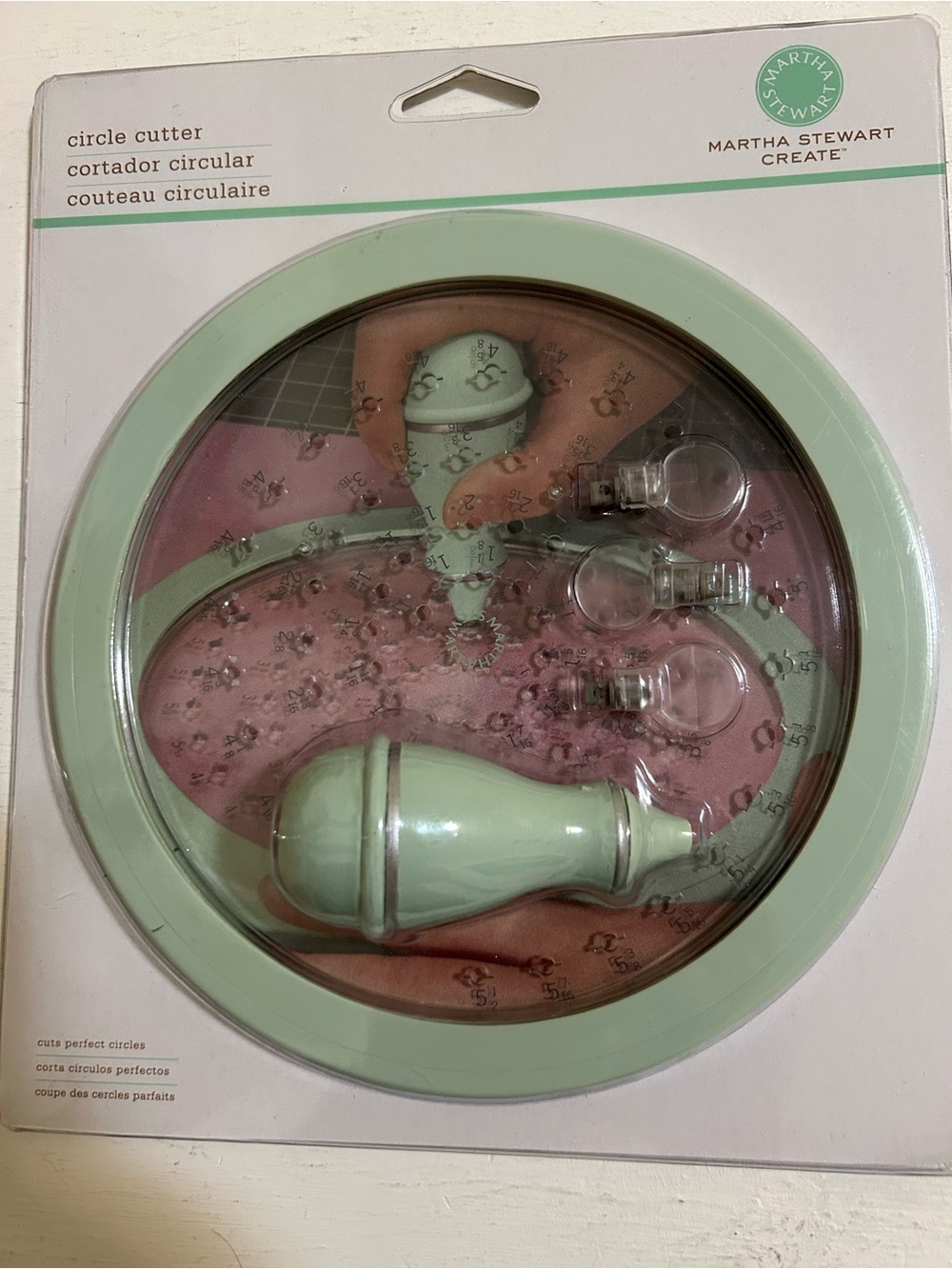 Martha Stewart Adjustable Circle Cutter in Mint Green